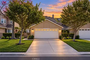 810 S Sapphire, Anaheim, CA 92807 - Photo 2