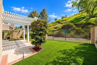 810 S Sapphire, Anaheim, CA 92807 - Photo 14