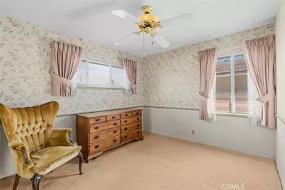 2040 W Embassy Ave, Anaheim, CA 92804 - Photo 20