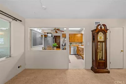 2040 W Embassy Ave, Anaheim, CA 92804 - Photo 10