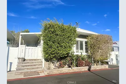 264 Mayflower, Newport Beach, CA 92660 - Photo 2
