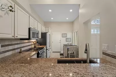 28825 Paseo Campana, Mission Viejo, CA 92692 - Photo 8