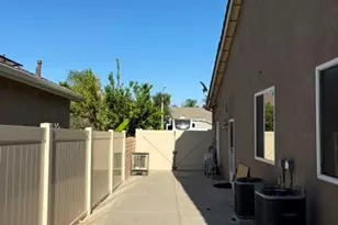 32819 Heversham Ct, Menifee, CA 92584 - Photo 34