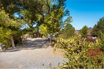 28151 Modjeska Grade Road, Modjeska Canyon, CA 92676 - Photo 4