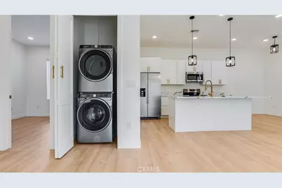 1822 Pomona, Costa Mesa, CA 92627 - Photo 16