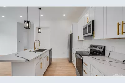 1822 Pomona, Costa Mesa, CA 92627 - Photo 10