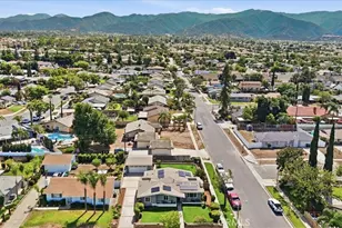 228 W Hacienda, Corona, CA 92882 - Photo 38