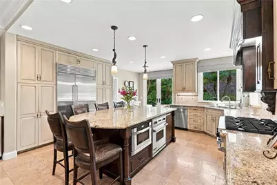 22172 Wayside, Mission Viejo, CA 92692 - Photo 14