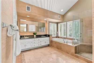 22172 Wayside, Mission Viejo, CA 92692 - Photo 20
