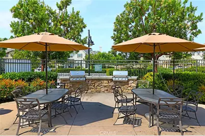 3320 Laviana, Tustin, CA 92782 - Photo 44