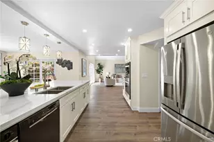 10830 Los Jardines, Fountain Valley, CA 92708 - Photo 14