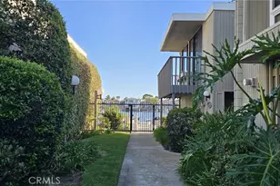 16433 Wimbledon, Huntington Beach, CA 92649 - Photo 4