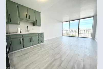 375 Atlantic #501, Long Beach, CA 90802 - Photo 2
