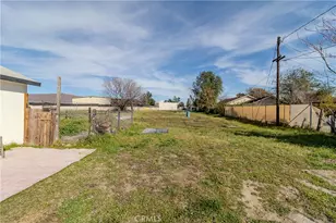 9023 Olive, Fontana, CA 92335 - Photo 4
