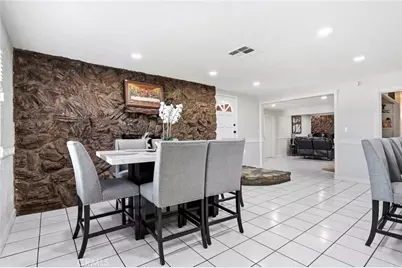9257 Palmetto, Fontana, CA 92335 - Photo 4