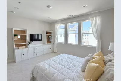 331 Newton, Lake Forest, CA 92630 - Photo 16