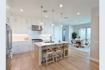 331 Newton, Lake Forest, CA 92630 - Photo 6