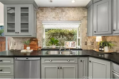 22071 Teresa, Mission Viejo, CA 92692 - Photo 14