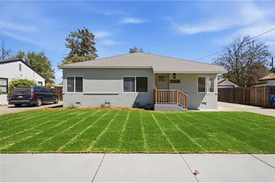 250 Holtby, Bakersfield, CA 93304 - Photo 2