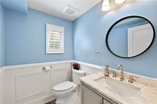 85 Rembrandt, Irvine, CA 92620 - Photo 8