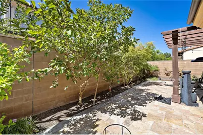 85 Rembrandt, Irvine, CA 92620 - Photo 20