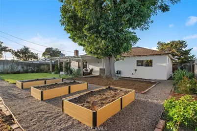 2132 E Trenton Avenue, Orange, CA 92867 - Photo 32