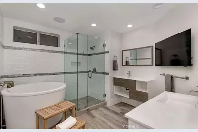 900 Pacific Coast, Huntington Beach, CA 92648 - Photo 14