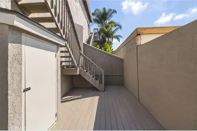 4892 Searidge Cir, Huntington Beach, CA 92649 - Photo 26