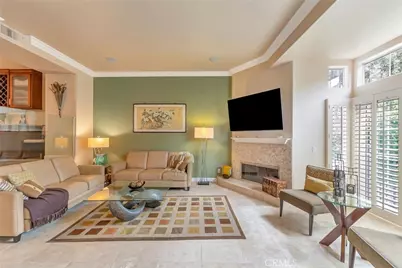 6056 Shadowbrook Circle, Huntington Beach, CA 92648 - Photo 2