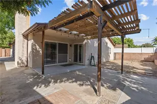 28018 Banjo Cir, Castaic, CA 91384 - Photo 34