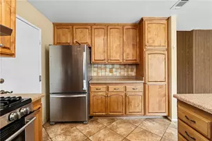 28018 Banjo Cir, Castaic, CA 91384 - Photo 20