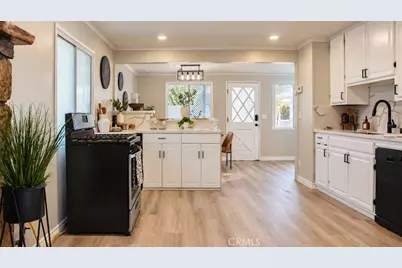 866 Lakewood Drive, Big Bear Lake, CA 92314 - Photo 2