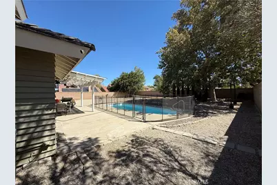 42534 61st, Quartz Hill, CA 93536 - Photo 2