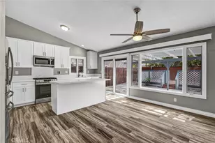 22602 Cottonwood Cir, Lake Forest, CA 92630 - Photo 2