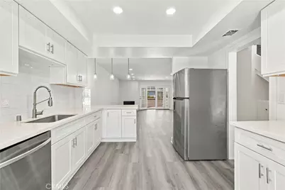 10803 Los Jardines, Fountain Valley, CA 92708 - Photo 16