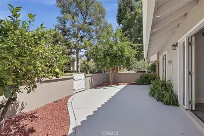 10803 Los Jardines, Fountain Valley, CA 92708 - Photo 8