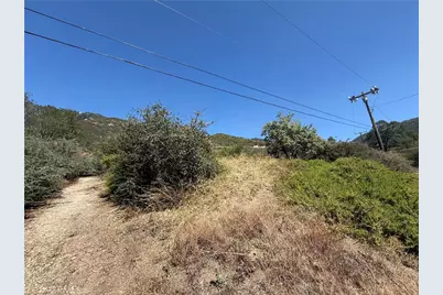 23680 Hillview Road, San Bernardino, CA 92404 - Photo 6