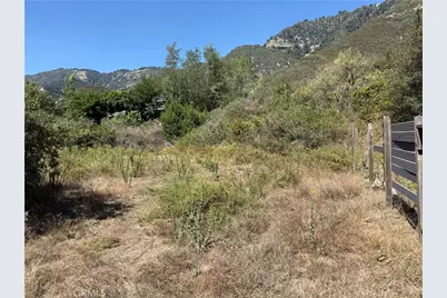 23680 Hillview Road, San Bernardino, CA 92404 - Photo 16