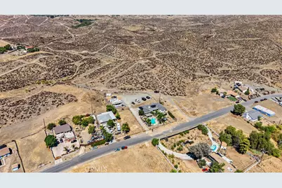 23000 Surfside Court, Canyon Lake, CA 92587 - Photo 2