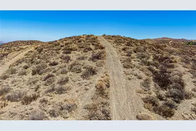 23000 Surfside Court, Canyon Lake, CA 92587 - Photo 24