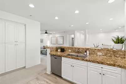 51 Regal, Irvine, CA 92620 - Photo 18