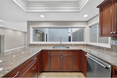 7119 Island Village Drive, Long Beach, CA 90803 - Photo 6