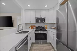 7 Rosa, Rancho Santa Margarita, CA 92688 - Photo 10