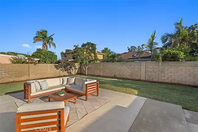 13848 Carnaby, Cerritos, CA 90703 - Photo 24