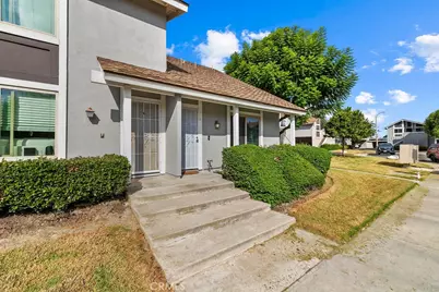 6711 Sun #C, Huntington Beach, CA 92647 - Photo 1