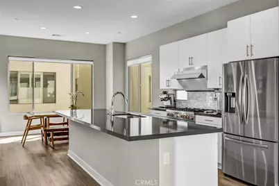 18 Ebb Tide, Newport Beach, CA 92663 - Photo 10