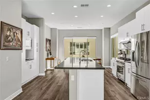 18 Ebb Tide, Newport Beach, CA 92663 - Photo 8