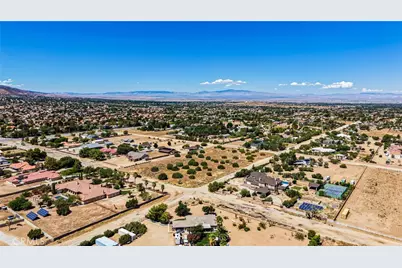 2701 W O-8 Avenue, Palmdale, CA 93551 - Photo 4