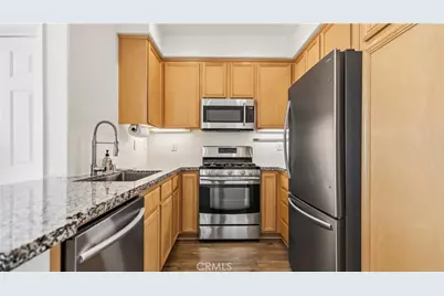 28564 Sorano, Trabuco Canyon, CA 92679 - Photo 6