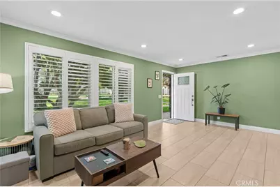 3165 College, Costa Mesa, CA 92626 - Photo 2